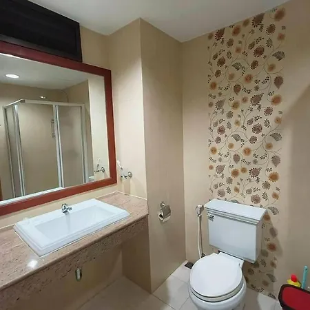 Baan Klang Condo In Central Hua Hin Exterior photo