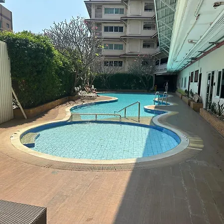 Baan Klang Condo In Central Hua Hin Exterior photo