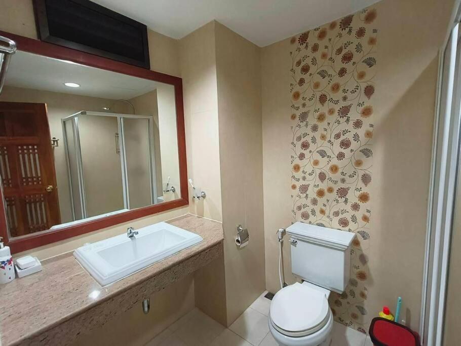 Baan Klang In Apartment