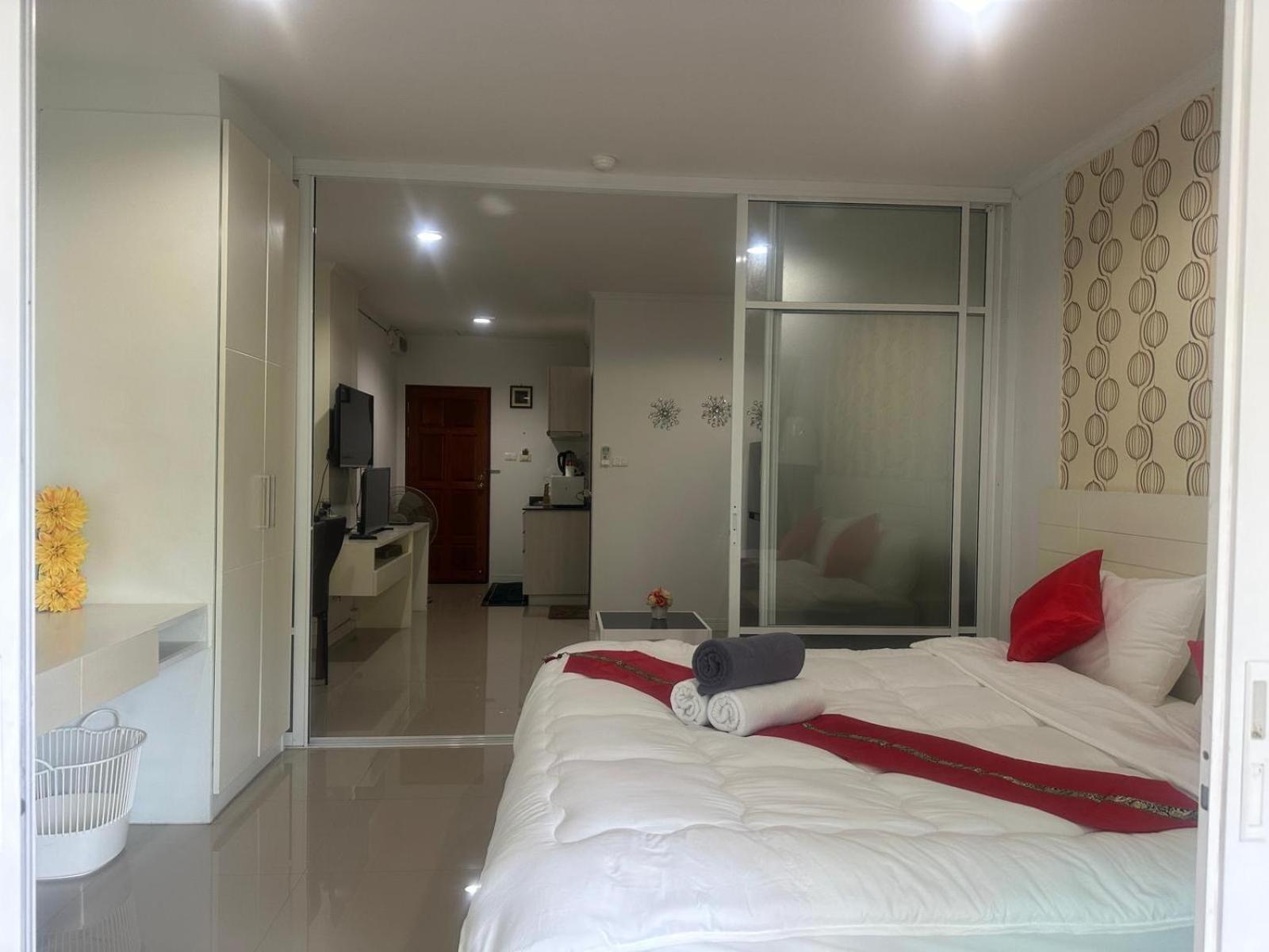 Baan Klang In Apartment